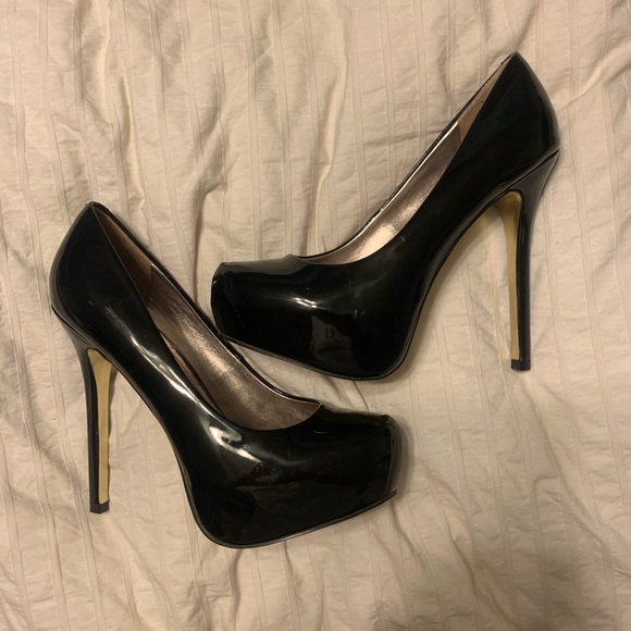Steve Madden Shoes - Black Steve Madden Heels
